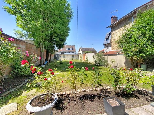 Maison familiale avec dépendance - 7 chambres - Garage - Jardin