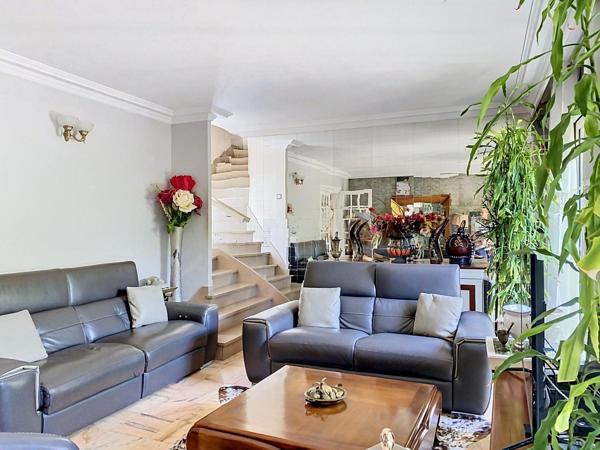 Maison familiale avec dépendance - 7 chambres - Garage - Jardin