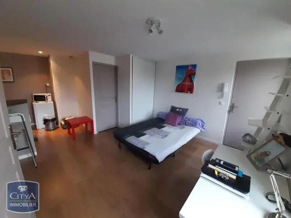Appartement à louer 1 pièce 25.68m²