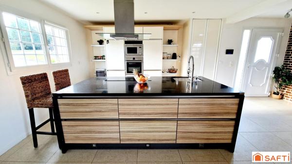 RARE - Maison de caractère 200m2 à 5 minutes de la plage