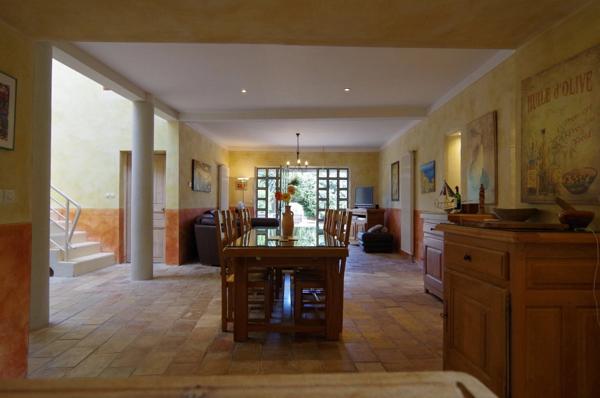 Puicheric: Villa avec 5 chambres et piscine, près du canal du midi