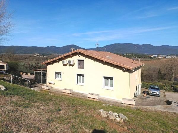 Vente / Maison et grand terrain