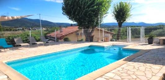 Vente / Maison et grand terrain