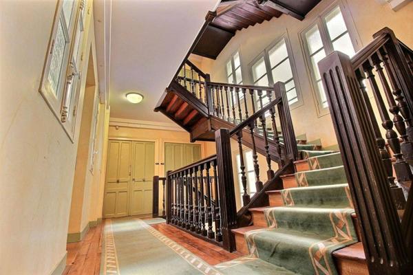 Paris 14e, dernier étage lumineux et calme