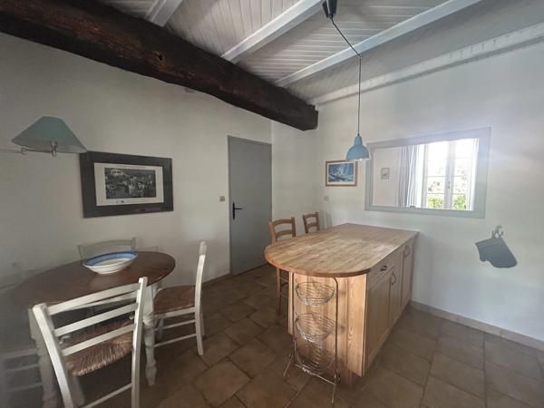 Belle charentaise avec maison d'amis et piscine