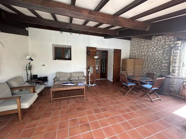 Belle charentaise avec maison d'amis et piscine