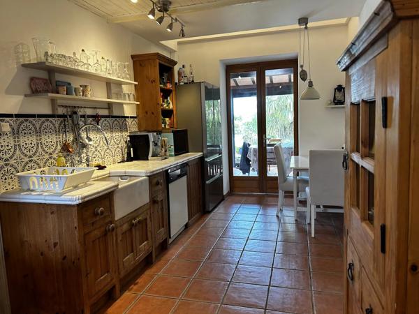 Belle charentaise avec maison d'amis et piscine