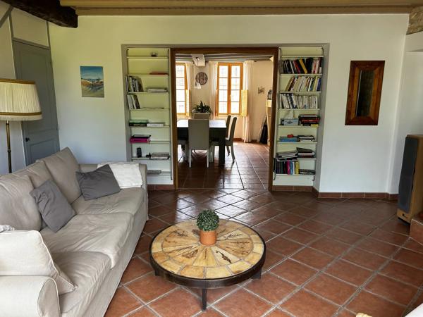 Belle charentaise avec maison d'amis et piscine