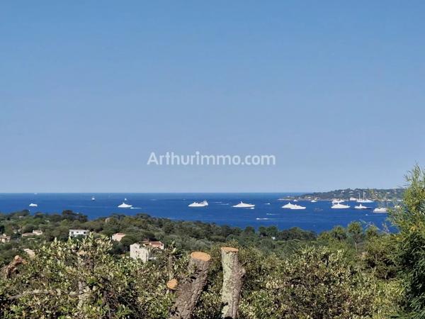 Vente                                                      Appartement
                        
                     3 pièces                      43 m2                     à Grimaud