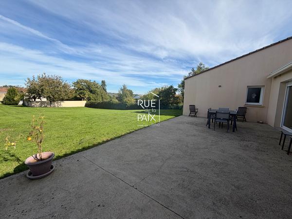 79400 SAINT MAIXENT L ECOLE Maison Saint Maixent L'Ecole - 190 m2