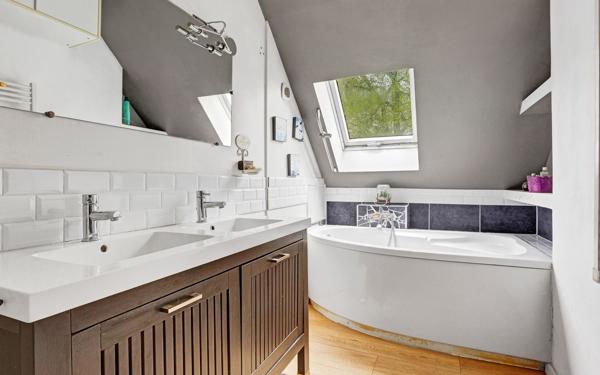 Maison à vendre    5 pièces • 117 m2 Tigery