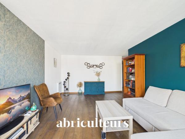 Appartement 3 pièces dernier étage avec balcon sans vis-à-vis en vente à Argenteuil 95100