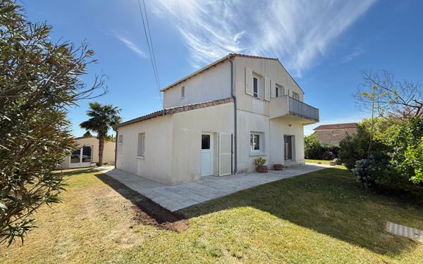 Maison à vendre    6 pièces •  Saint-Palais-sur-Mer