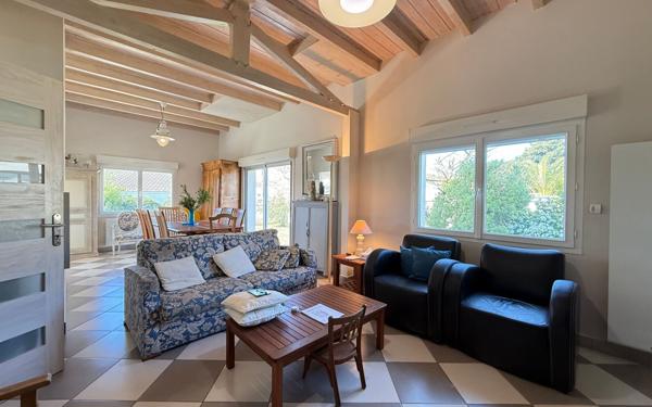 Maison à vendre    6 pièces •  Saint-Palais-sur-Mer