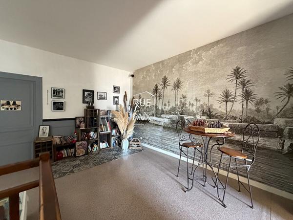 79800 LA MOTHE SAINT HERAY La Mothe Saint Heray - 376 m2