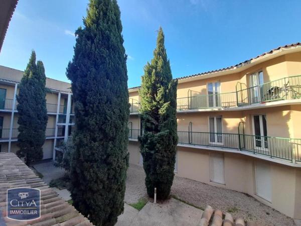 Appartement à louer 1 pièce 17.7m² Nîmes (30900)