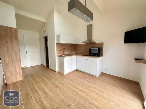 Appartement à louer 1 pièce 17.64m² Villeneuve-Loubet (06270)