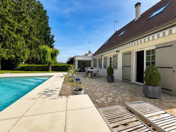 Vente                                                      Maison
                        
                     7 pièces                      130 m2                     à Maincy