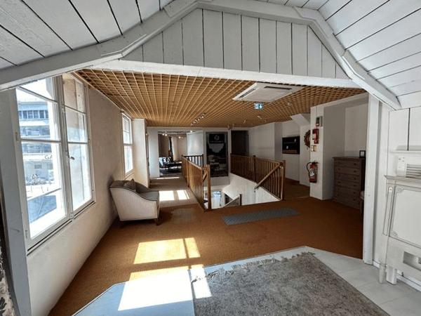 Location Local commercial 2 pièces 445 m² - Commerce Rouen 76000