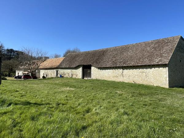 Maison en pierre magnifiquement rénovée près d'un village