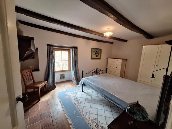 Charmante maison de caractère avec potentiel locatif à Charroux