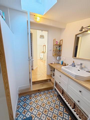 Maison récente 100 m² – 3 chambres – Jardin avec piscine – Issel