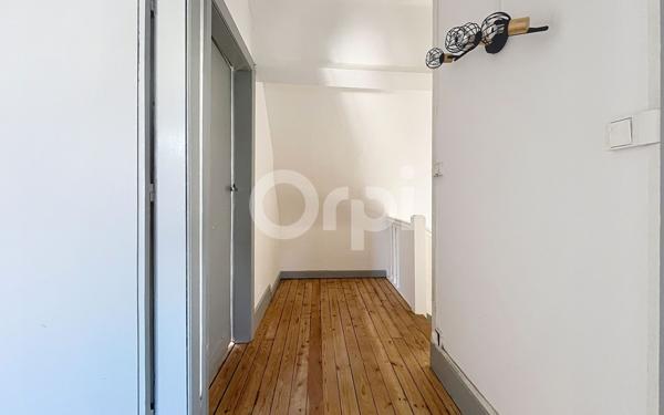 Maison à vendre    4 pièces •  Noyon