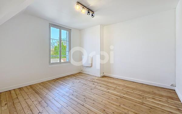 Maison à vendre    4 pièces •  Noyon