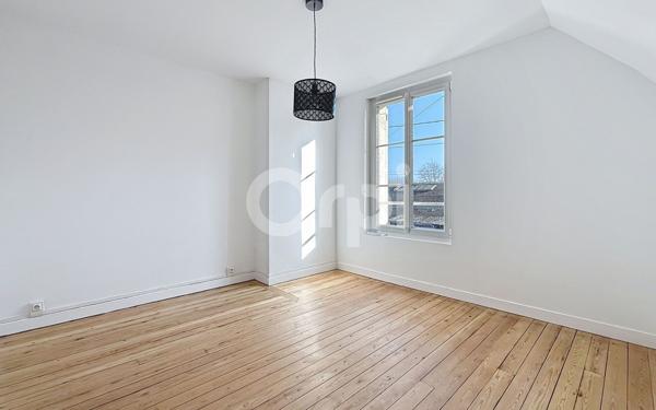 Maison à vendre    4 pièces •  Noyon