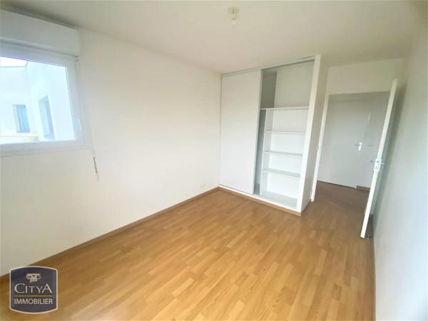 Appartement à louer 3 pièces 74.9m² Caen (14000)