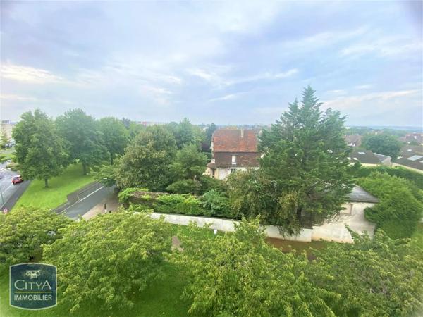 Appartement à louer 3 pièces 74.9m² Caen (14000)
