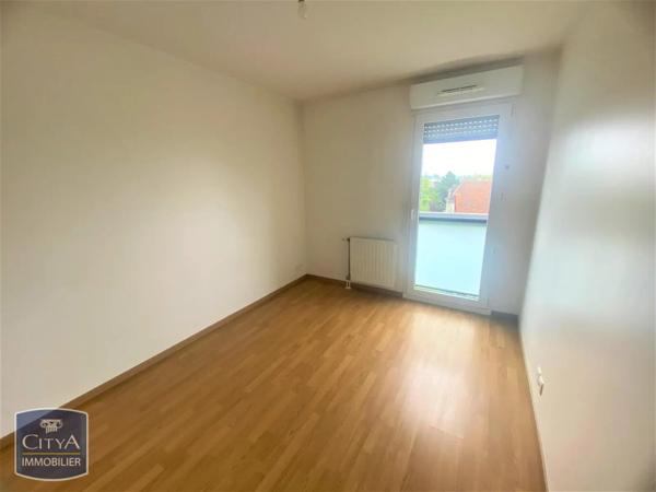 Appartement à louer 3 pièces 74.9m² Caen (14000)