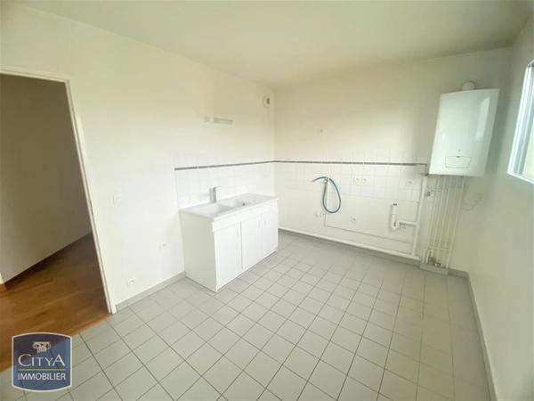 Appartement à louer 3 pièces 74.9m² Caen (14000)