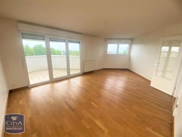 Appartement à louer 3 pièces 74.9m² Caen (14000)