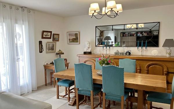 Maison à vendre    5 pièces •  La Couronne