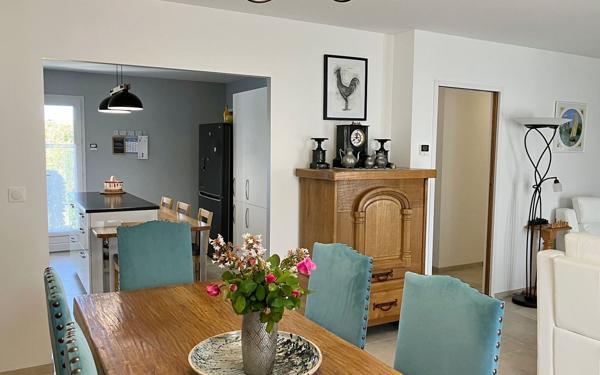 Maison à vendre    5 pièces •  La Couronne