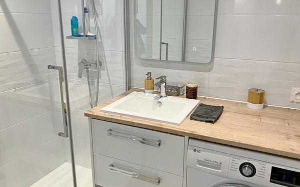 Maison à vendre    5 pièces •  La Couronne