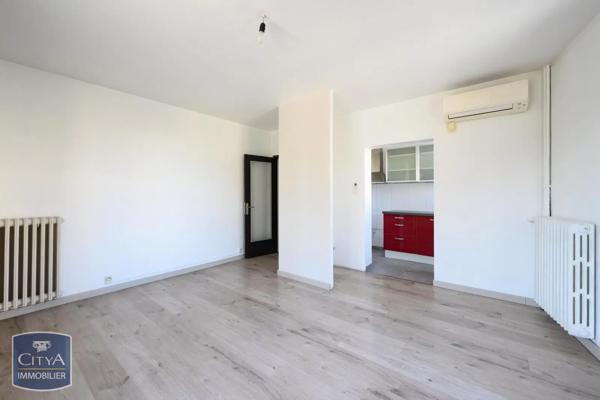 Appartement à vendre 2 pièces 48m² Carpentras (84200)