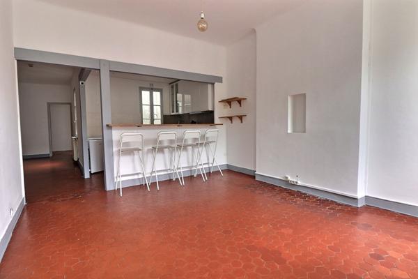 APPARTEMENT 3 PIECES + BUREAU - CAVE - 13001 MARSEILLE - RUE LAFAYETTE