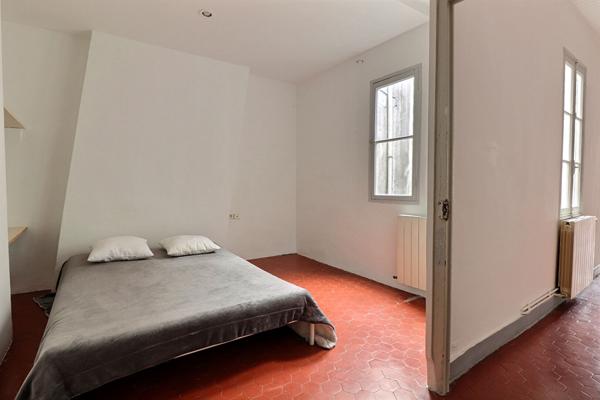 APPARTEMENT 3 PIECES + BUREAU - CAVE - 13001 MARSEILLE - RUE LAFAYETTE