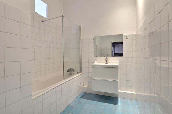 APPARTEMENT 3 PIECES + BUREAU - CAVE - 13001 MARSEILLE - RUE LAFAYETTE