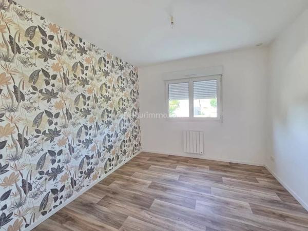 Vente                                                      Appartement
                        
                     2 pièces                      52 m2                     à Brech