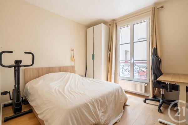 Appartement F3 à vendre  3 pièces - 62,40 m 2   PARIS  - 75012