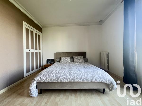 House for sale 10 rooms 197 m² Cesson-Sévigné