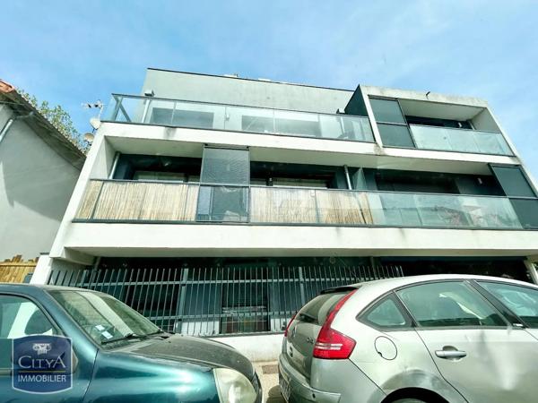 Appartement à louer 2 pièces 39.87m² Romainville (93230)