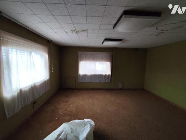 BÂTIMENT A VENDRE - MONFAUCON D'ARGONNE