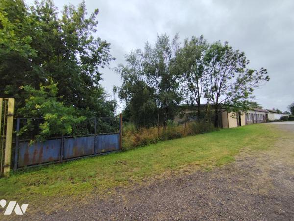 BÂTIMENT A VENDRE - MONFAUCON D'ARGONNE