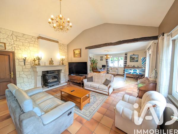 Maison à vendre 9 pièces 235 m² Queaux