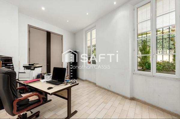 A Vendre - Murs à vendre Local commercial 103m²