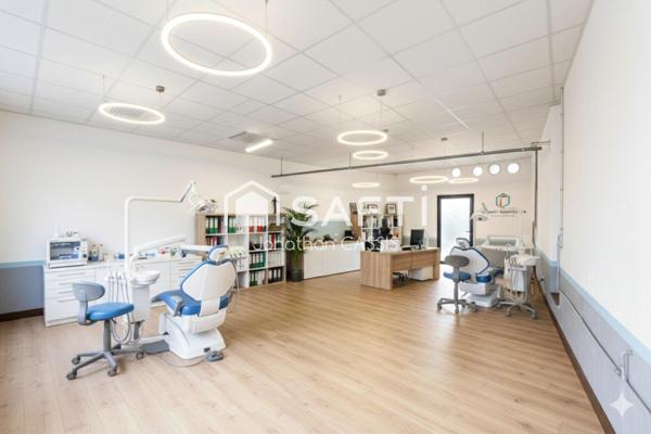 A Vendre - Murs à vendre Local commercial 103m²